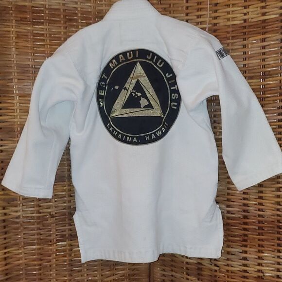 On The Mat Jui Jitsu Maui Gi Set Kids - Picture 5 of 14